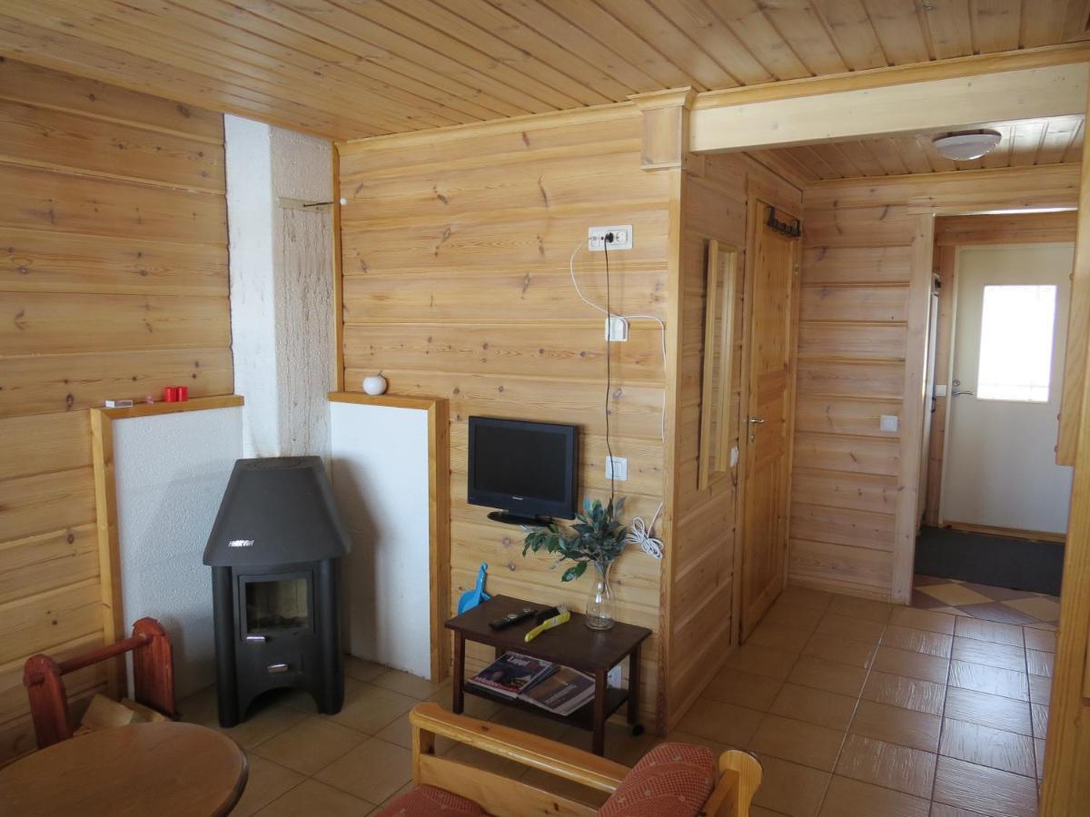 Arctic Polar Holiday Village Kilpisjarvi Exterior photo