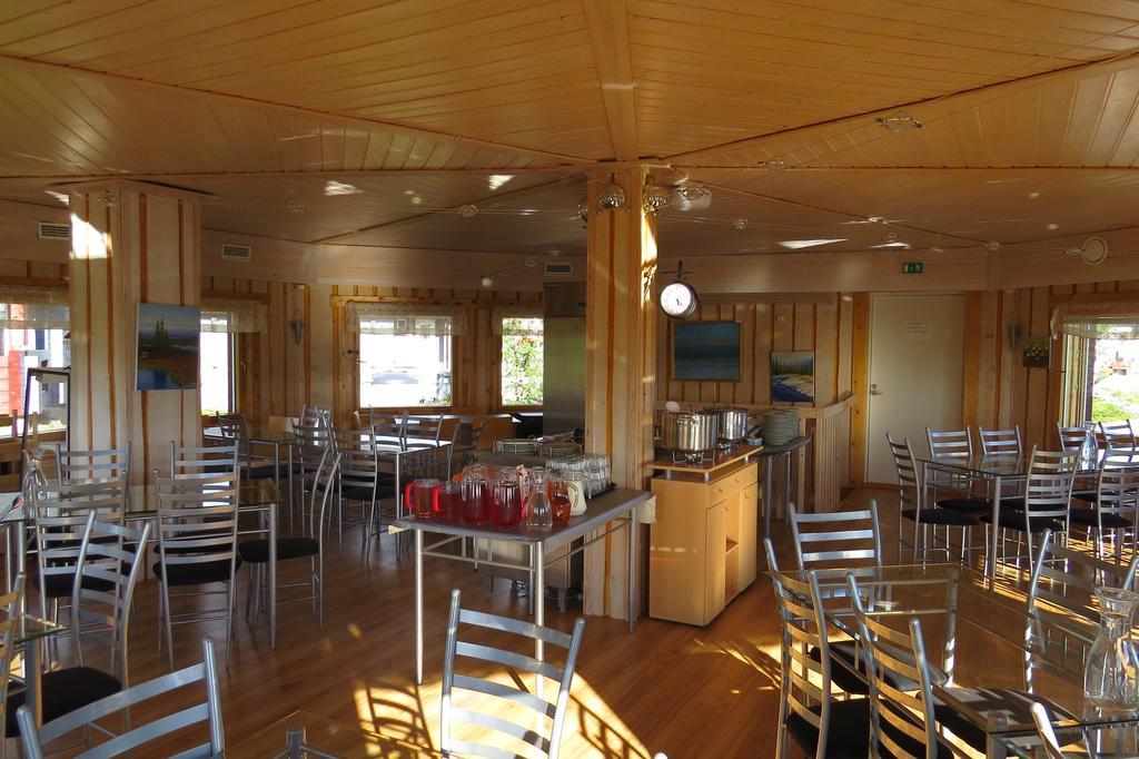Arctic Polar Holiday Village Kilpisjarvi Exterior photo